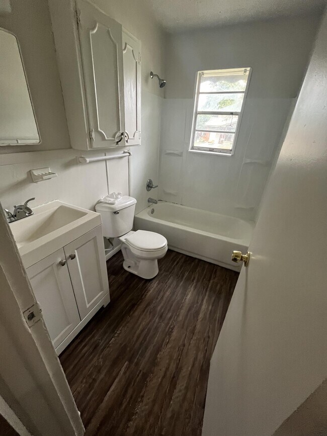 Building Photo - 3016 SW 65th Pl