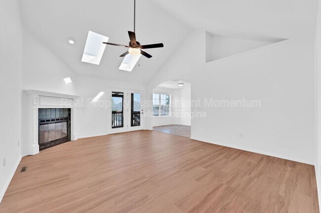 Foto del edificio - 882 S Hickory Ln