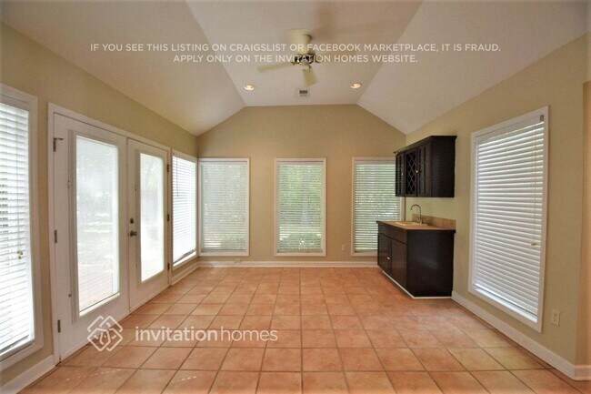 Foto del edificio - 9714 Spring Crest Ct