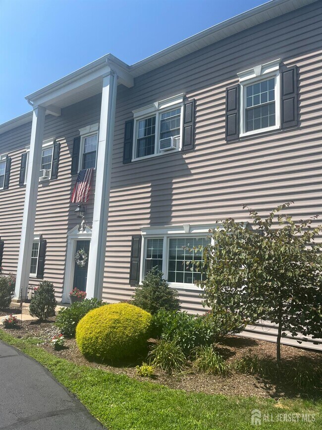 Foto del edificio - 284 Union valley Half Acre Rd