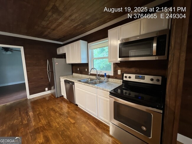 Building Photo - 186 Georgia Ave