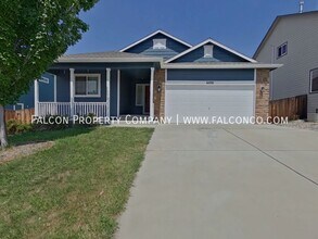 Building Photo - 6070 San Mateo Dr