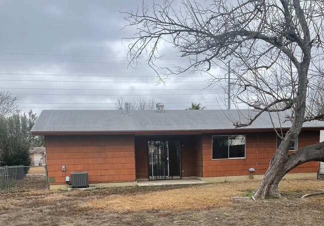 Foto del edificio - 4530 Longvale Dr