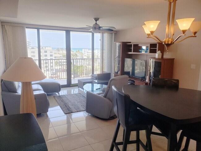 Building Photo - 2101 S Ocean Dr