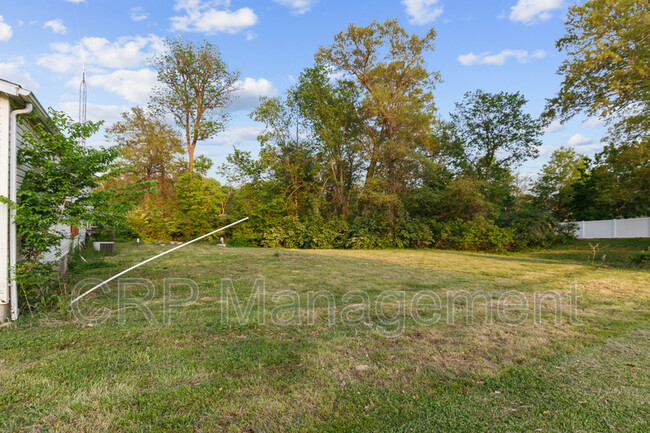 Building Photo - 9 Corral Ln