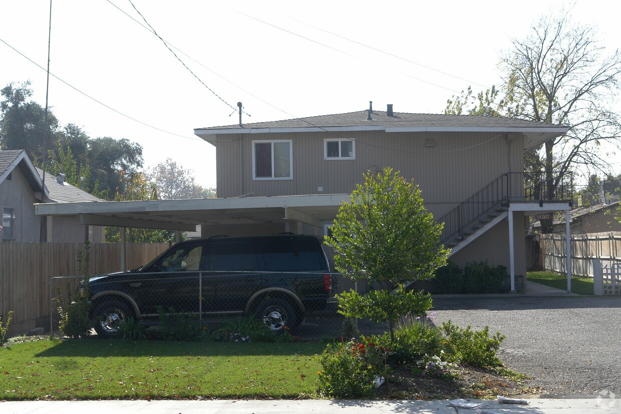 Foto del edificio - 1490 Grove Ave