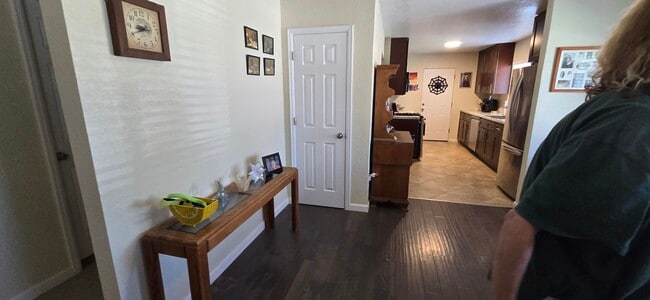 Foto del edificio - 6540 W Chatfield Ave