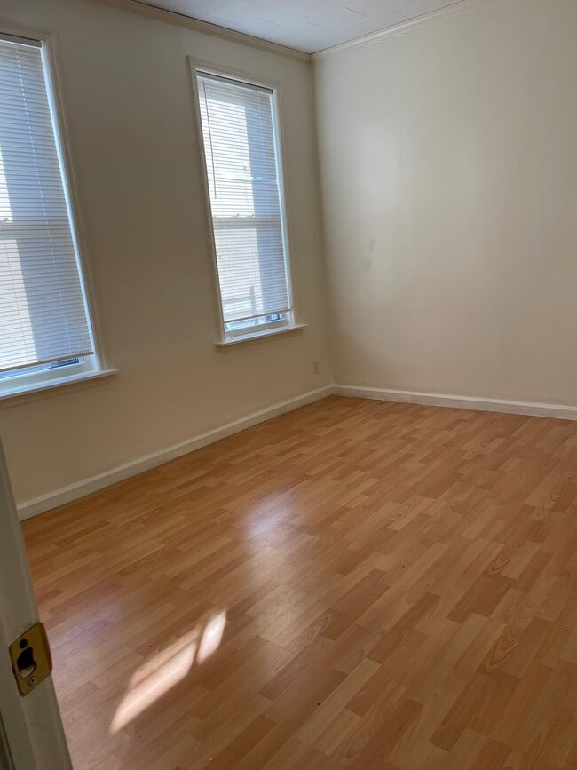 Living Area - 2333 E 24th St