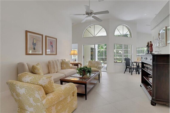 Foto del edificio - 3661 Sunland Ln
