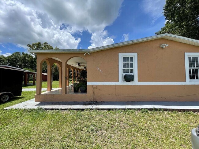 Building Photo - 3845 Rambler Ave