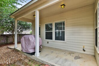 Building Photo - 602 Blue Oasis Ct