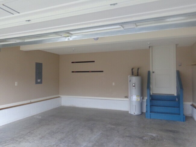 Foto del edificio - 3462 Southwood Dr