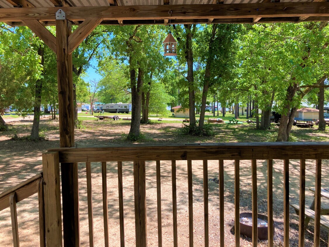 1075 Marina Dr, Trinity, TX 75862 House Rental in Trinity, TX