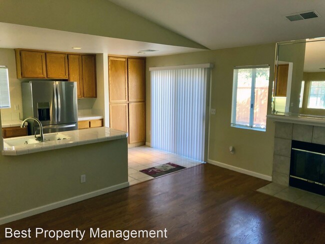 Building Photo - 4 br, 2 bath House - 955 Coventry Cir