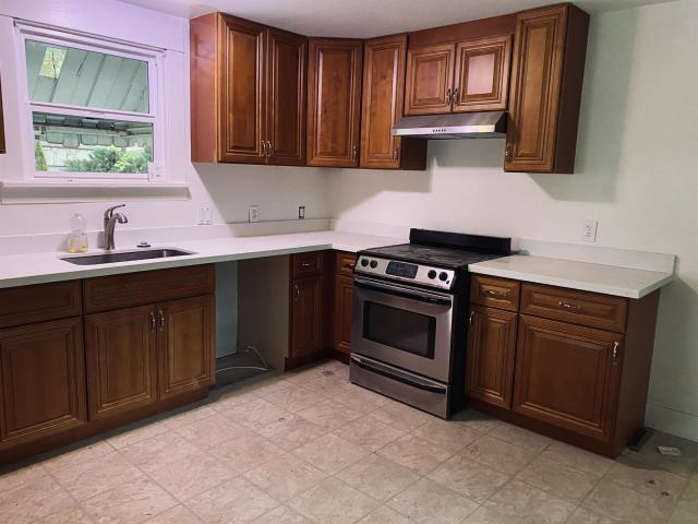 Building Photo - 3 bedroom in Seattle WA 98125