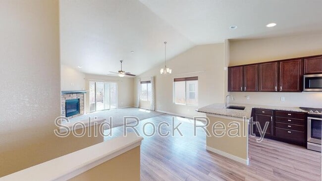Building Photo - 2529 Hannah Ridge Dr