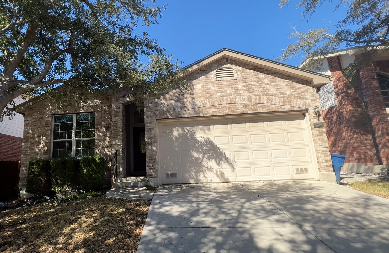 Photo - 8735 Eagle Peak (Helotes, TX)