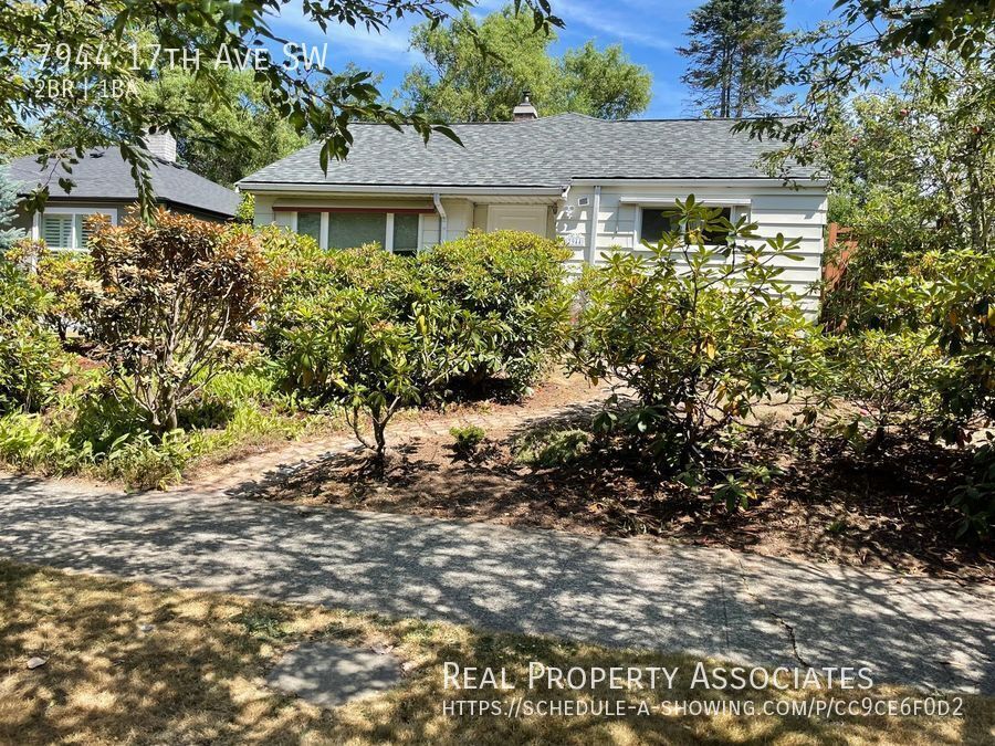 Foto principal - 7944 17th Ave SW