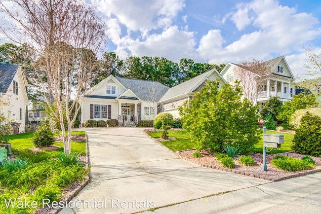 Building Photo - 1037 Golden Star Way