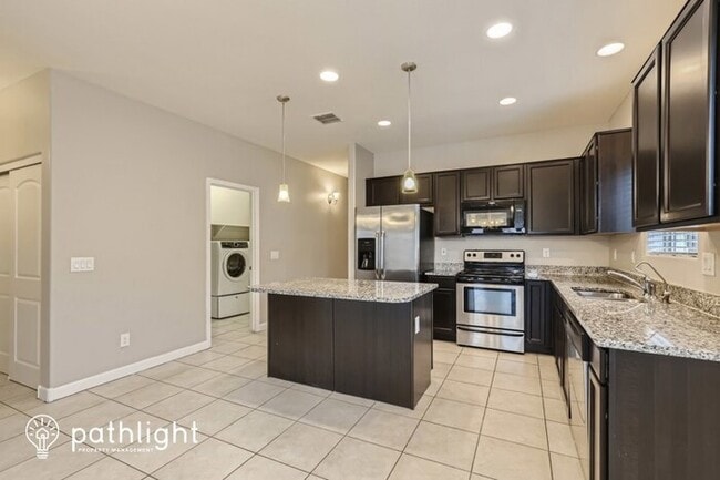 Building Photo - 23864 W Magnolia Dr, Buckeye, AZ, 85326