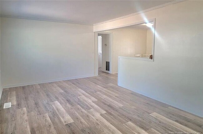 Foto del edificio - 306 Glenola St