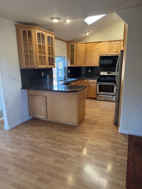 Building Photo - 839 S Knickerbocker Dr