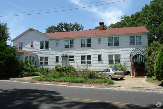 Building Photo - 521 E BEACH Dr