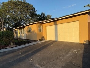 Building Photo - 602 NE 38th St