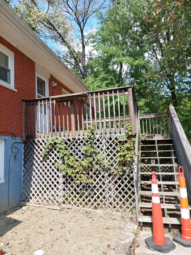 1814 Country Ln, Goshen, OH 45122 Townhome Rentals in Goshen OH