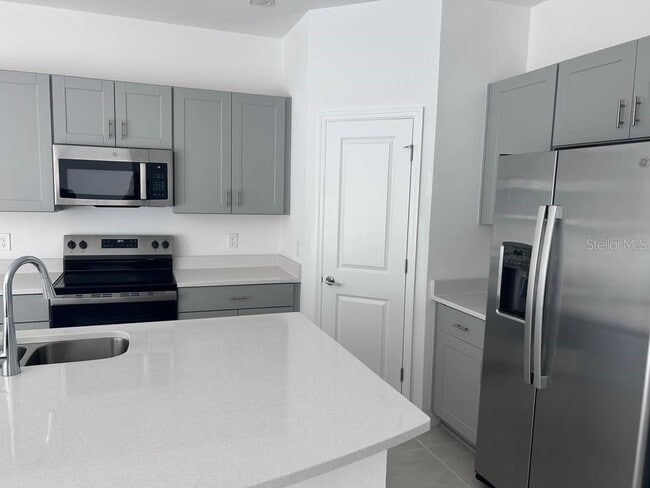 Building Photo - 5081 Spangle Dr