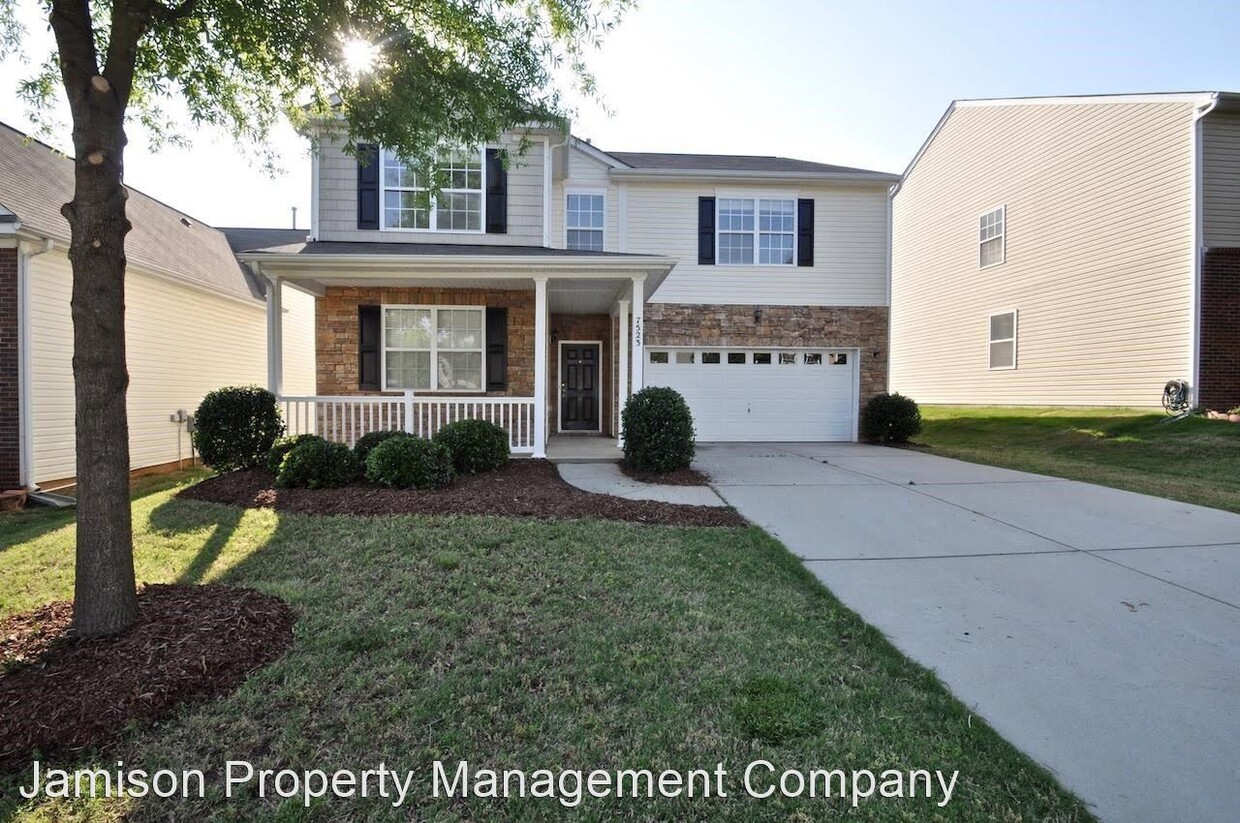 Primary Photo - 7523 Carrington Forest Ln