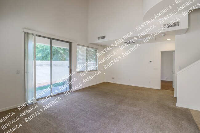 Foto del edificio - 544 N Alma School Rd