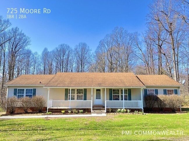 Building Photo - 725 Moore Rd