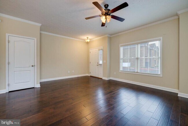 Foto del edificio - 102 Cedar Point Ln
