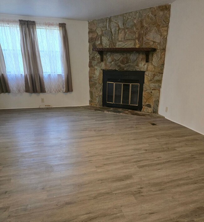 Foto del edificio - Lovely Home on Huge Fenced Yard in Lecanto!!!