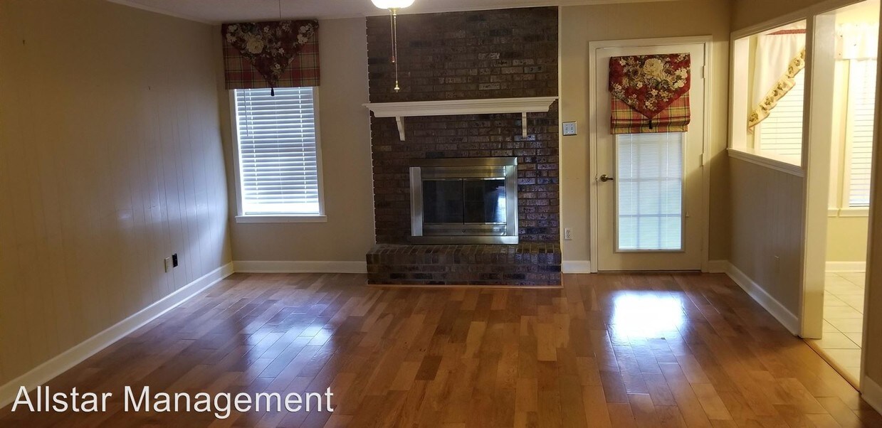 Building Photo - 4 br, 3.5 bath House - 9900 Quail Road