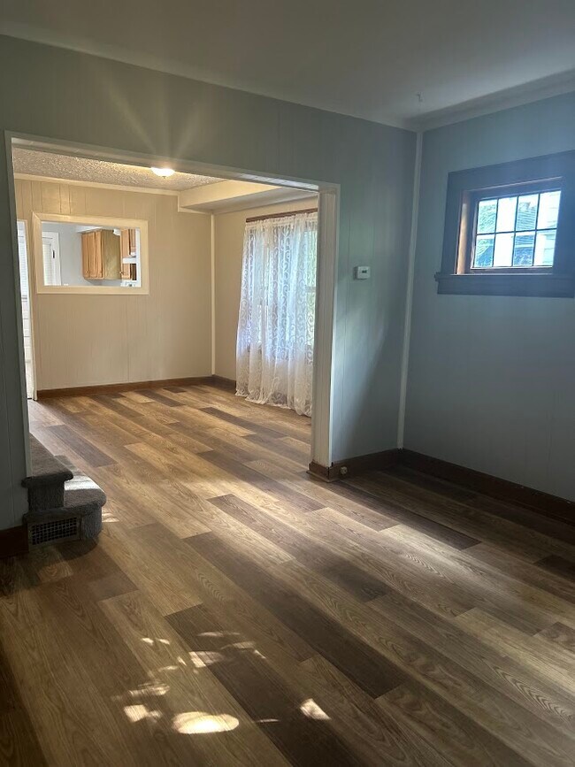 126 Marion St Rochester, NY 14610 Alquileres en Rochester, NY