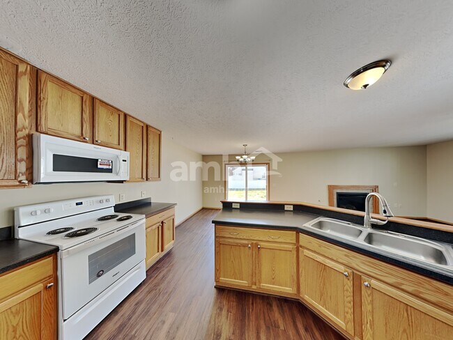 Foto del edificio - 6875 Tumbleweed Ln