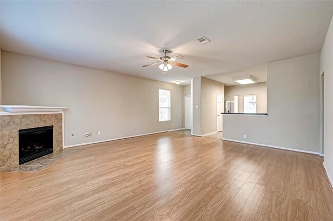 Foto del edificio - 22523 Spring Crossing Dr