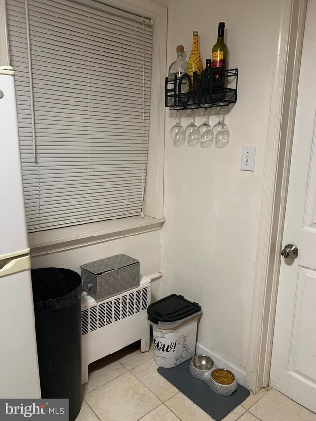 Foto del edificio - 8503 Chestnut Oak Rd