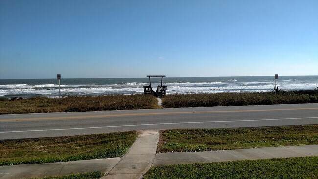 Foto del edificio - 2222 Ocean Shore Blvd