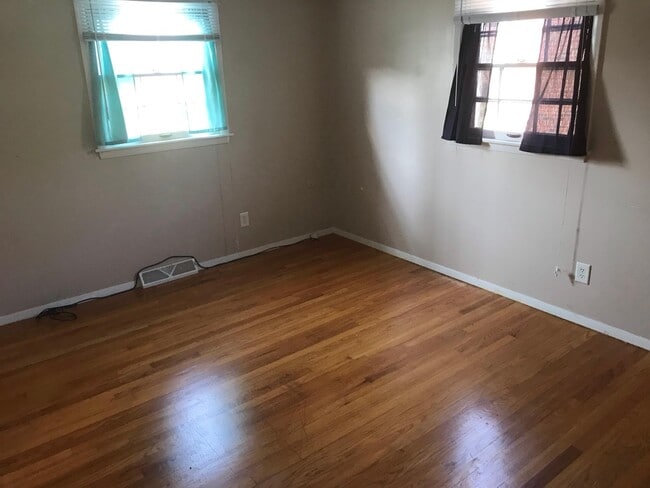 Full sized closet in Master Bedroom - 210 Longview Dr