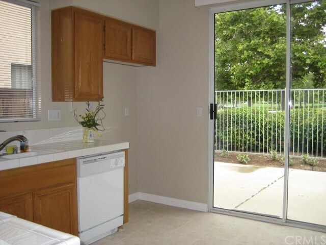 Foto del edificio - 39550 Warbler Dr