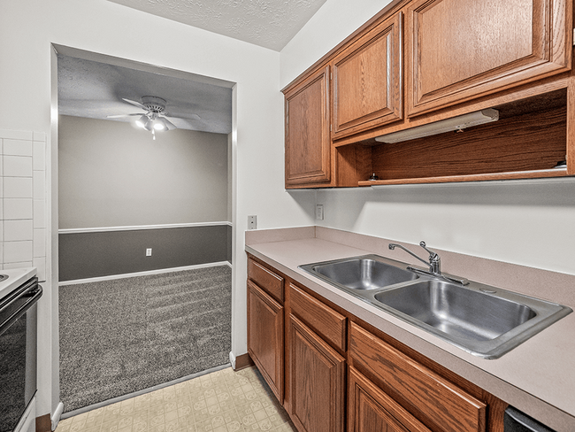 Double Bowl Sink! - Cedarwood Village Apartments