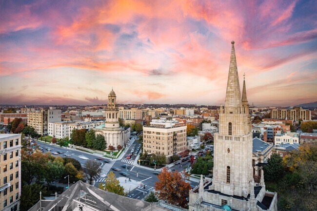 Foto del edificio - 1630 Columbia Rd NW