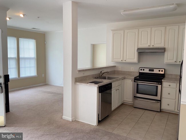 Foto del edificio - 15618 Everglade Ln