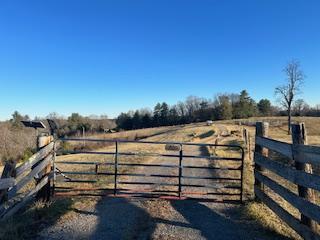 Photo - 240 Crooked Run Rd House