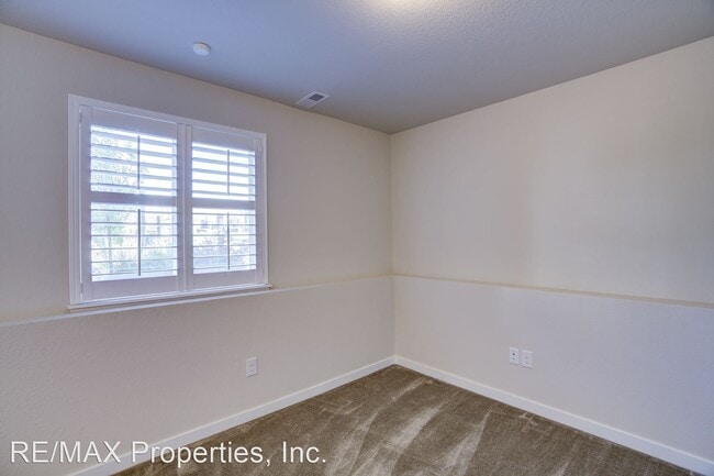 Foto del edificio - 2 br, 2.5 bath House - 11253 Modern Meadow...