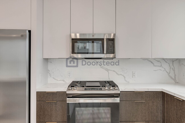 Foto del edificio - 52 Kirkwood Ave
