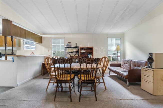 Photo - 1061 Center St NW House